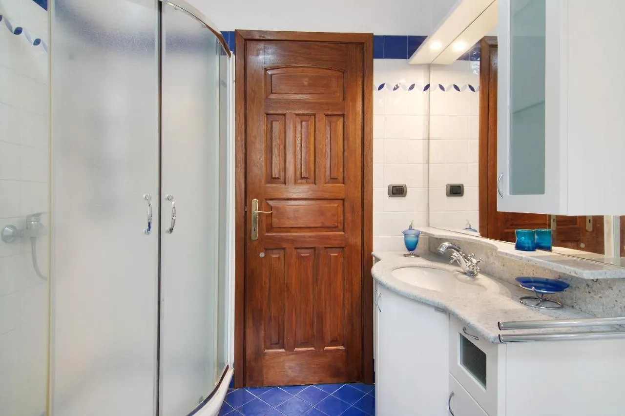 Ferienwohnung La Mansarda Di Eros E Tiziana Lanzo dʼIntelvi