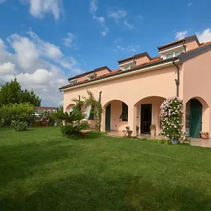 agriturismo-casastella.hotelitalianriviera.com/
