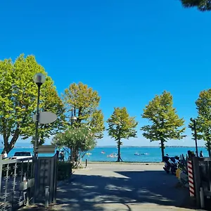 Apartment Le Rive Holidays, Desenzano del Garda